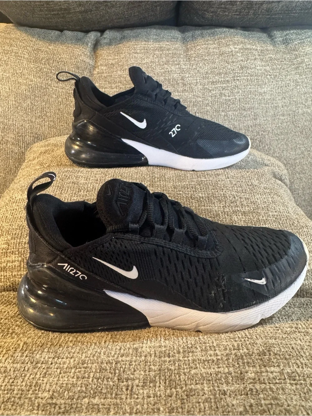Nike Air Max 270 Kids Black/White #943345-001 Size 6Y